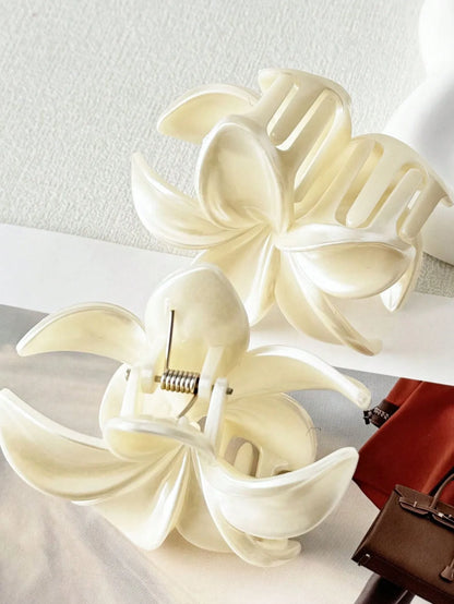 1/2 Stück Mode einfache glänzende Ei Blume Haar Krallen für Frauen Mädchen Party Haarschmuck