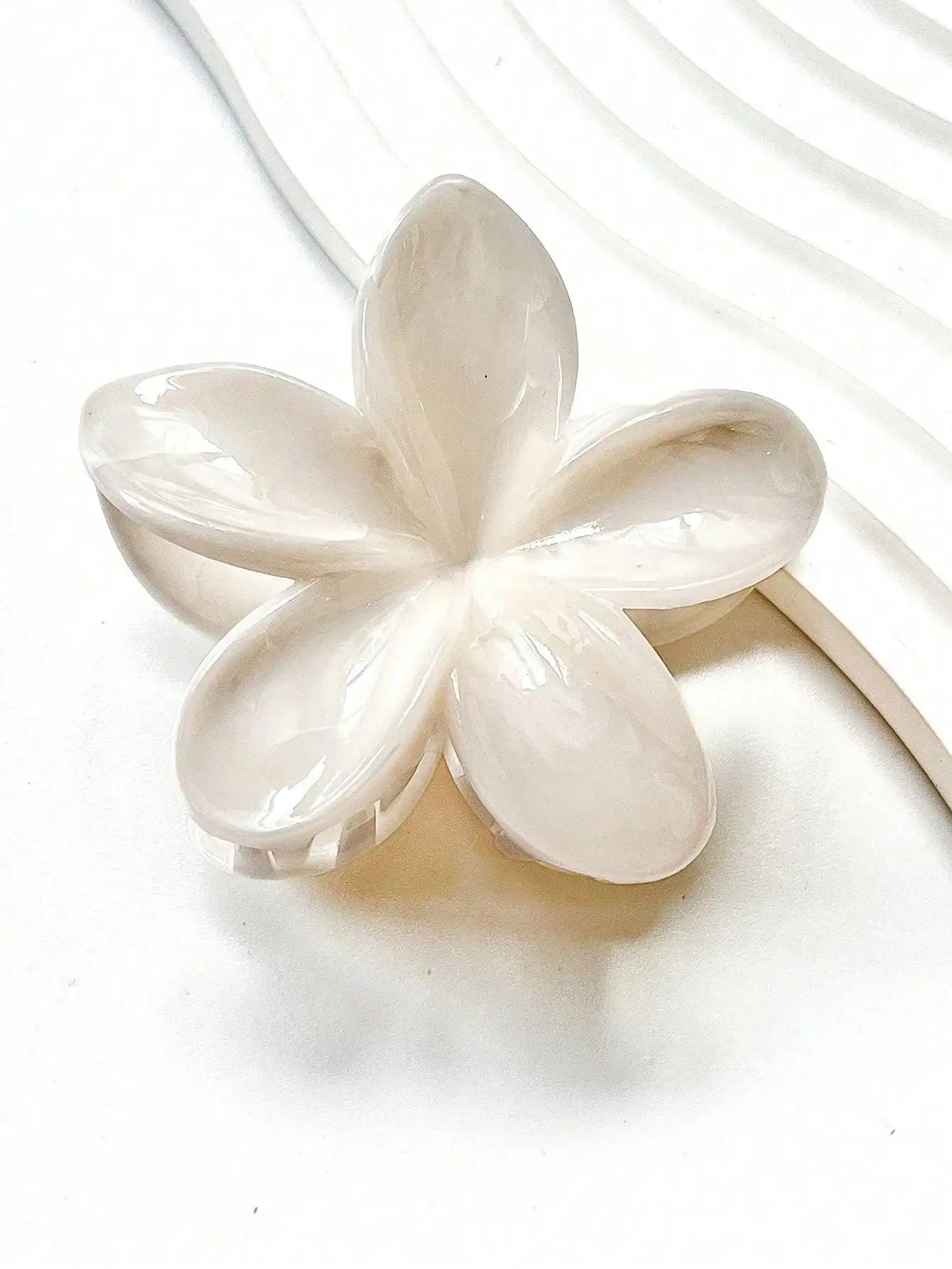 1/2 Stück Mode einfache glänzende Ei Blume Haar Krallen für Frauen Mädchen Party Haarschmuck